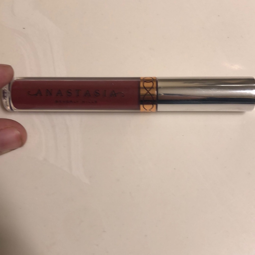 Anastasia Beverly Hills liquid lipstick